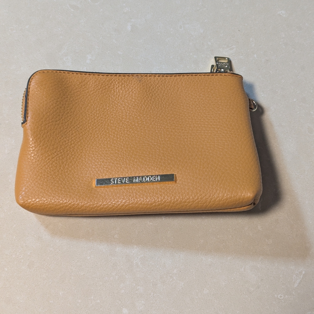 Steve Madden Camel Leather Clutch